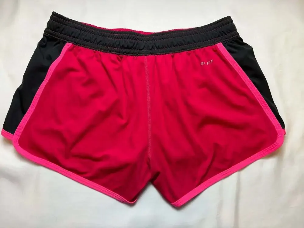 Nike Women's Dri-Fit Tempo Running Shorts size medium